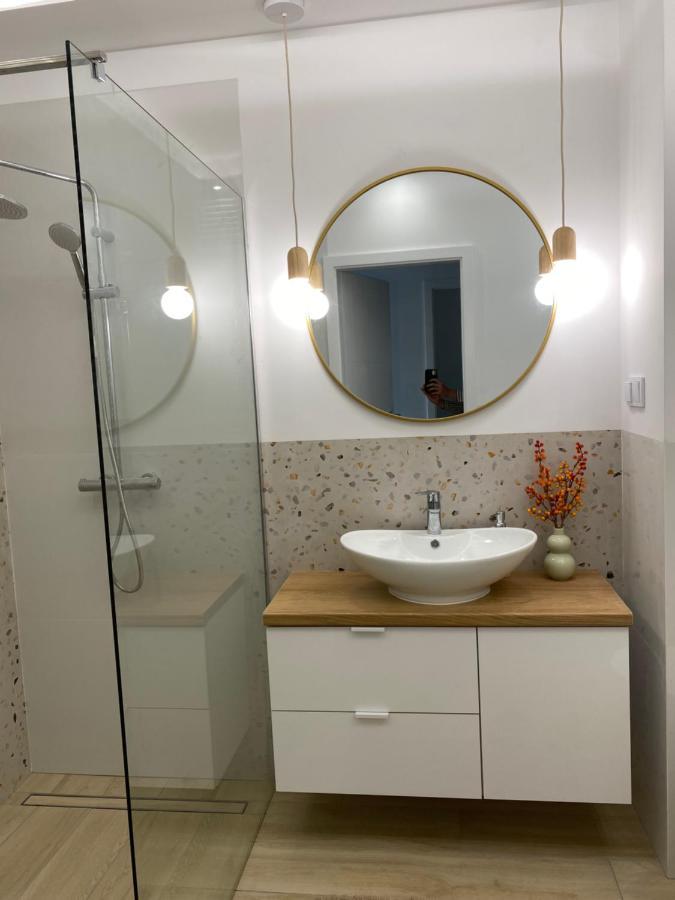 ורשה Metro Szwedzka Apartament Orange מראה חיצוני תמונה