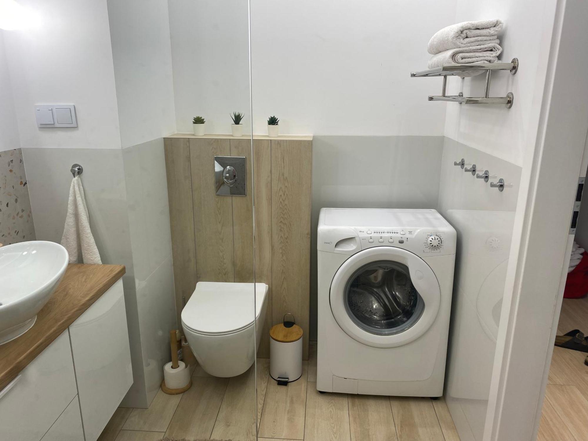 ורשה Metro Szwedzka Apartament Orange מראה חיצוני תמונה